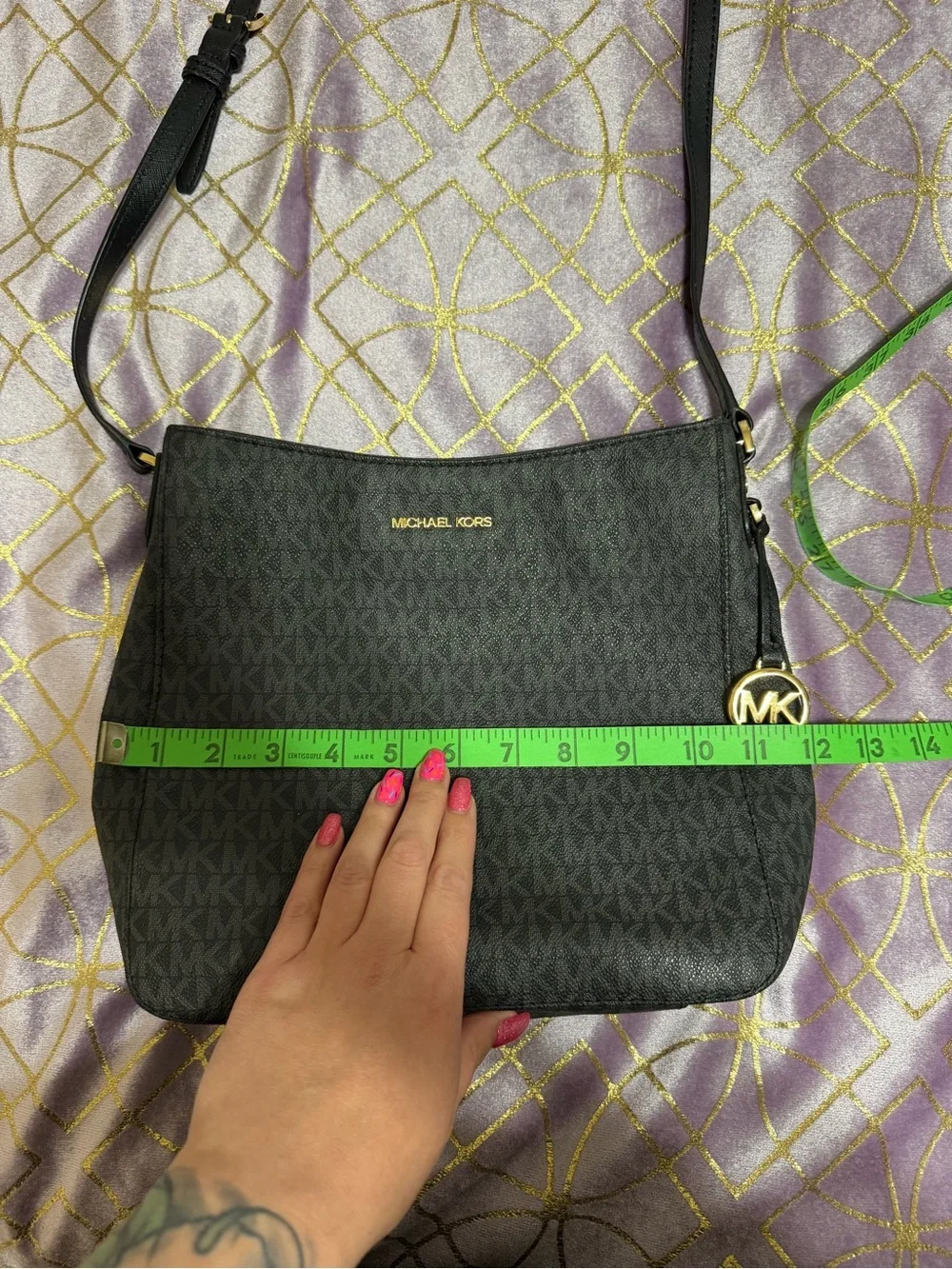 💥 Michael Kors Black MK Logo Bag with Gold Accents